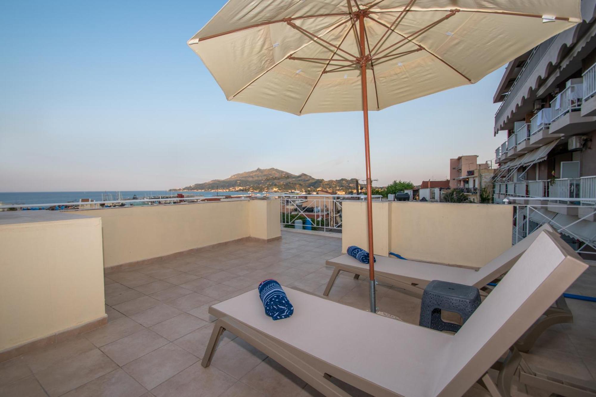 Appartamento Coconut Tree House With Port View Città di Zante Esterno foto
